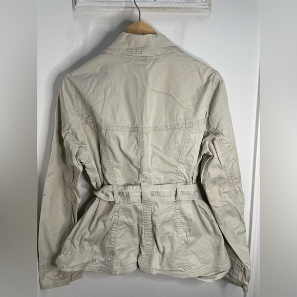 H&M button up jacket - Picture 3 of 3